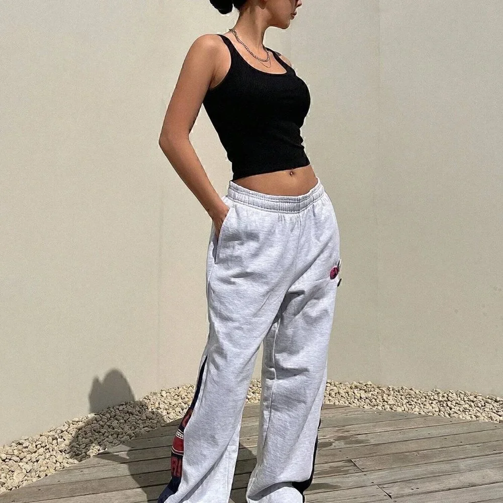 Black Preppy Womens Solid Ribbed Knit Crop Cami Top - Picture 4 of 5